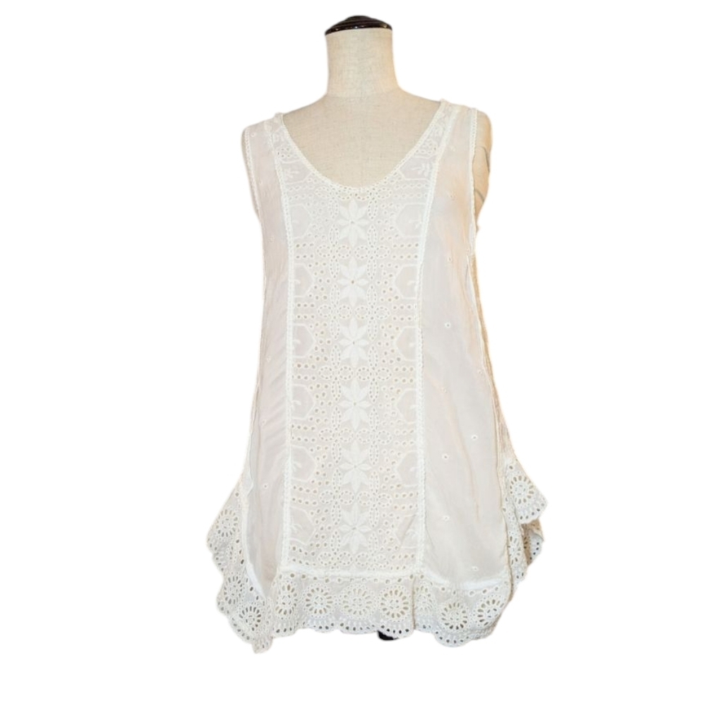 Johnny Was White Eyelet Tank Top Flowy Floral Embroidered XS